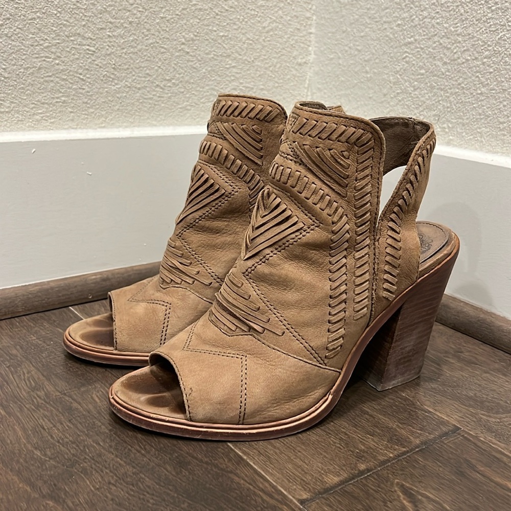 Vince Camuto Karinta Block Heel - Size 7.5